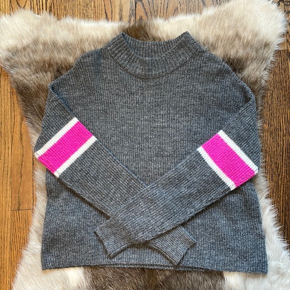 John + Jenn Sweaters - JOHN + JENN sweater perfect